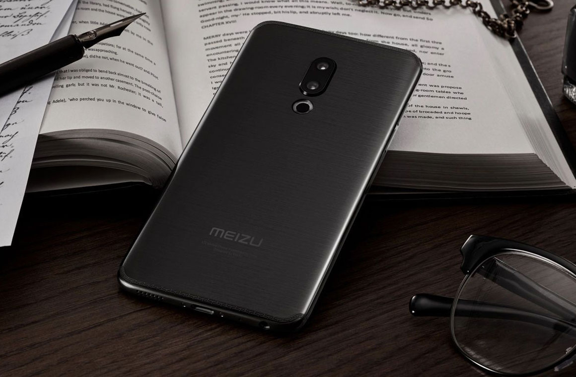 Meizu X8 rò rỉ ảnh thực tế: Snapdragon 710, Android 8.1, màn hình viền mỏng có tai thỏ