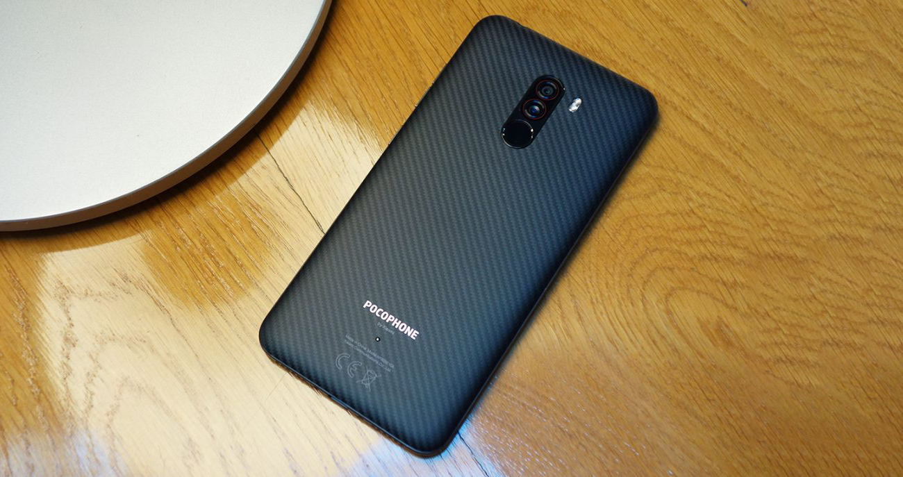 100.000 chiếc Pocophone F1 được bán hết trong 5 phút