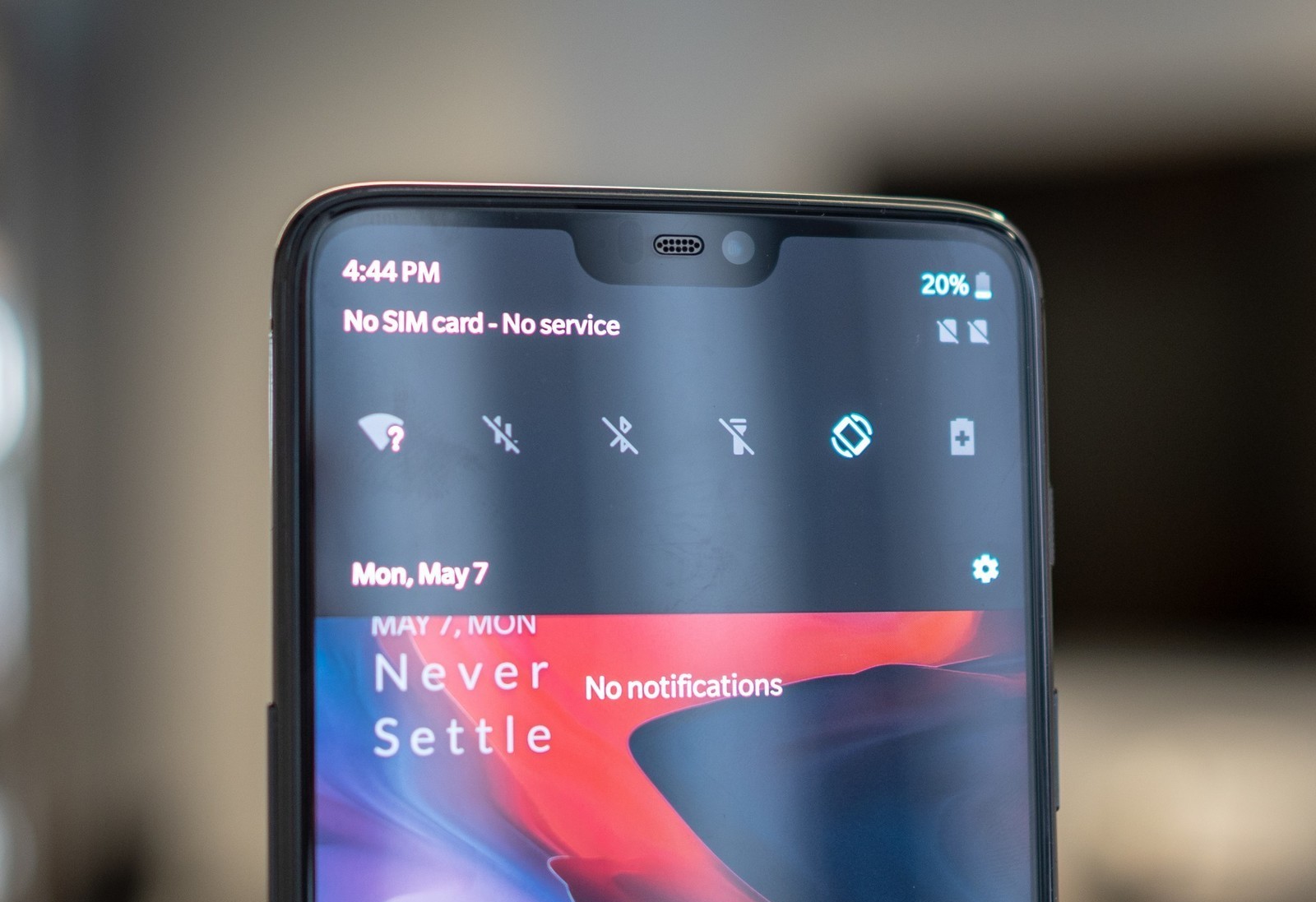 Bản cập nhật mới trên OnePlus 6 sẽ khắc phục lỗi màn hình bị nhấp nháy