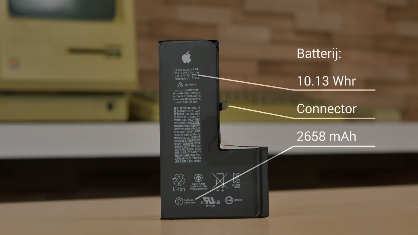 Mổ bụng iPhone Xs: Nhiều seal giúp chống nước tốt hơn, viên pin chữ L đã liền nhau