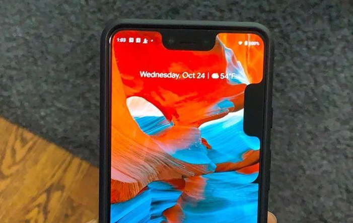 Pixel 3 XL gặp lỗi "mọc" thêm tai thỏ ở cạnh phải