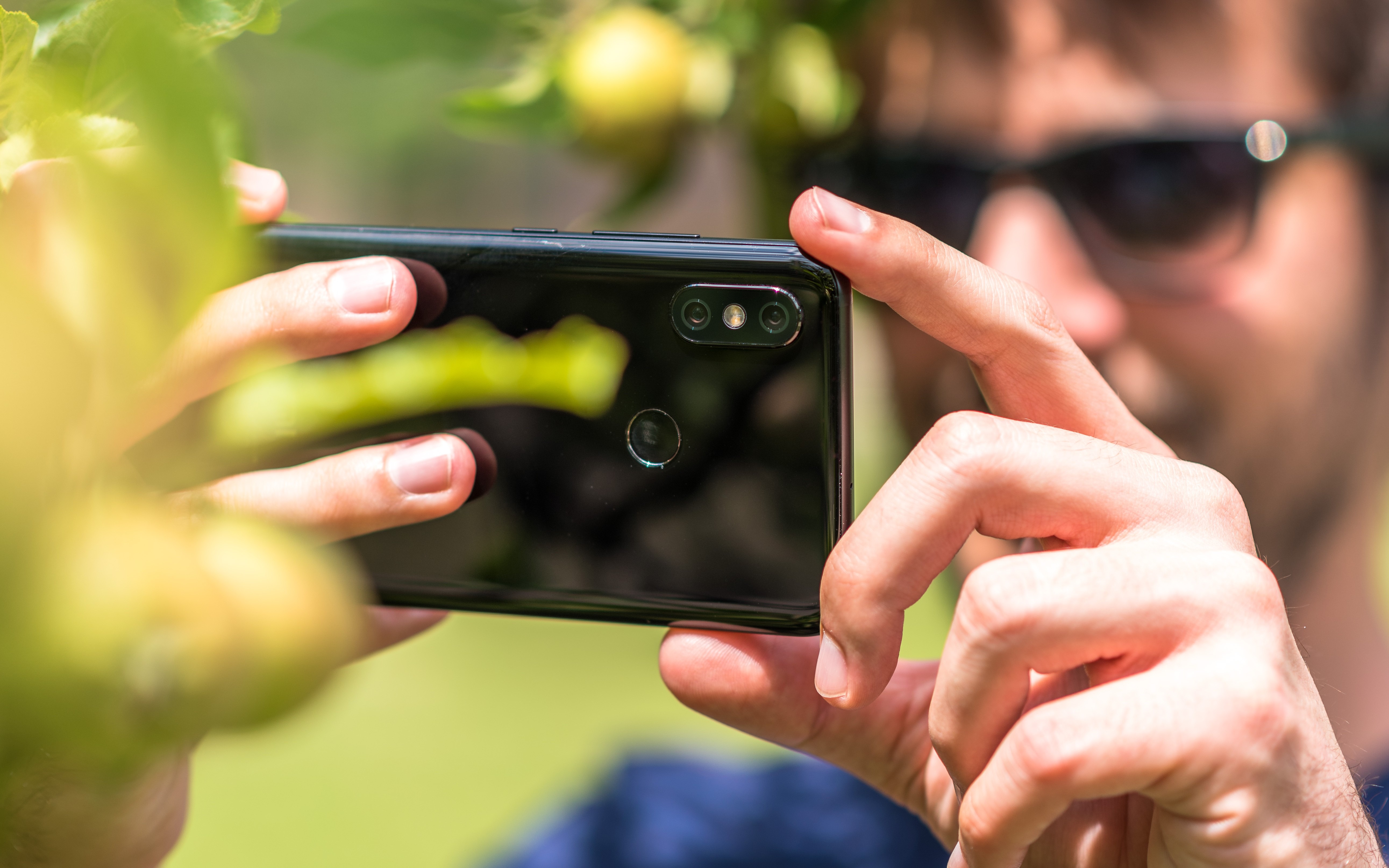 Xiaomi Mi 8, Mi 8 EE và Mi MIX 2S nhận bản cập nhật mới, kích hoạt tính năng Night Mode cho camera