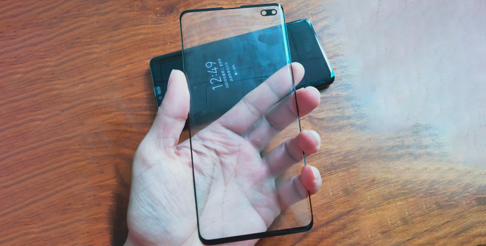 Lộ kính cường lực Galaxy S10 Plus, xác nhận sẽ có camera selfie kép ẩn dưới màn hình