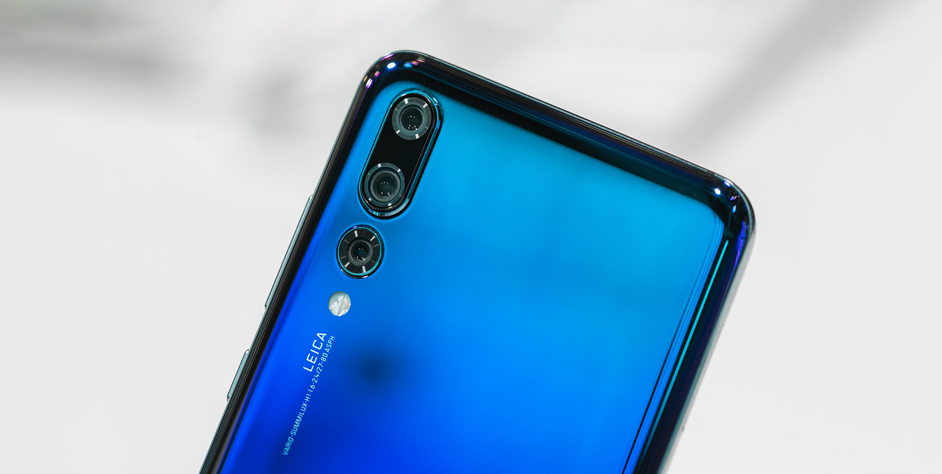 Huawei P30 sẽ được trang bị 3 camera sau, hỗ trợ zoom 5x không giảm chất lượng