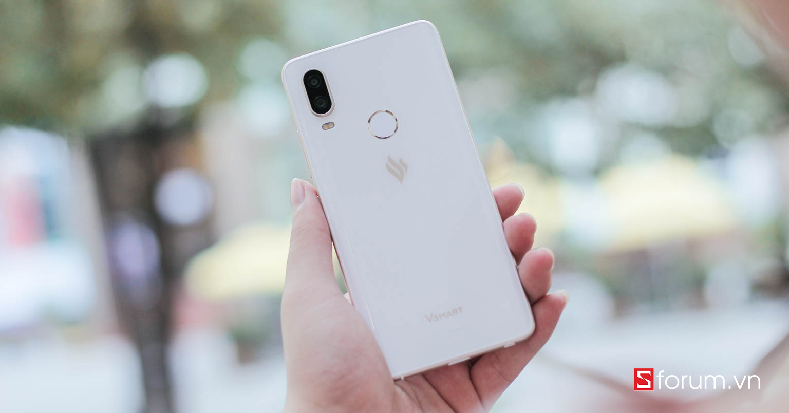 Mở hộp Vsmart Active 1 chính hãng tại VN: Hơn 4 triệu đã có Snapdragon 660, USB-C, sạc nhanh QuickCharge 3.0