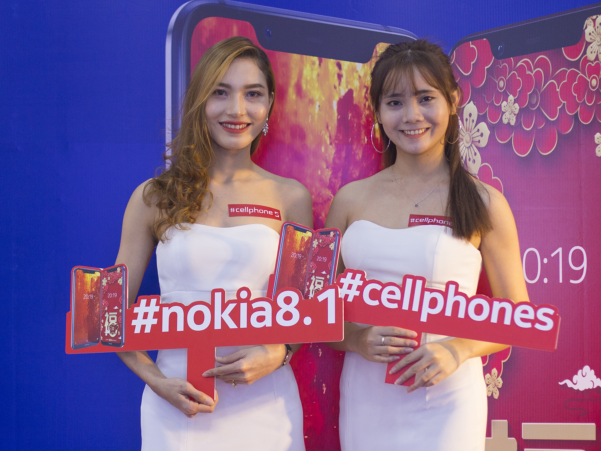 Nokia 8.1 chính thức mở bán tại CellphoneS, khách đông nườm nượp