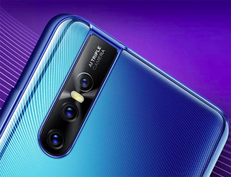 Vivo V15 Pro lộ ảnh trên tay với camera selfie “thò thụt” độc đáo cùng 3 camera sau
