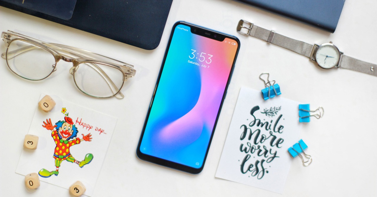 Lãnh đạo Xiaomi tiết lộ siêu phẩm Xiaomi Mi 9 sẽ ra mắt trong tháng 2/2019