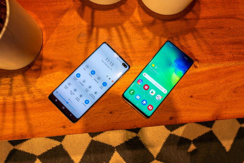 So sánh nhanh Samsung Galaxy S10 cùng các đối thủ trong cùng phân khúc cao cấp