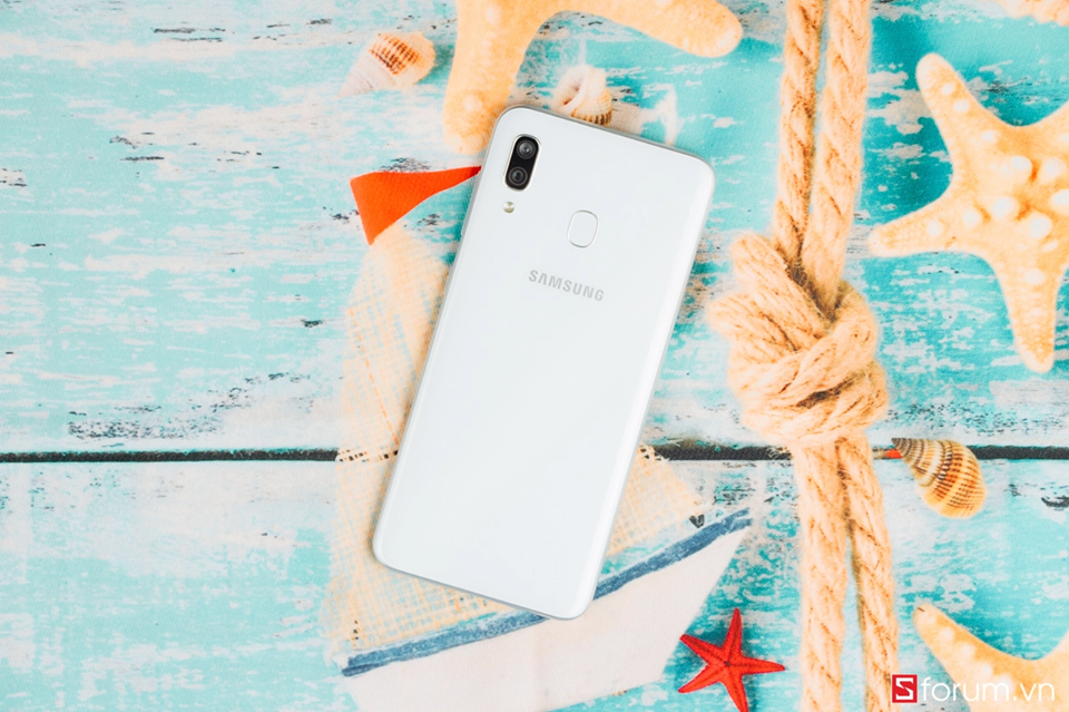 [HOT Sale] Giảm thẳng 500K, tặng thêm SIM 4G Viettel khi mua Galaxy A30 trong 2 ngày 30, 31/03