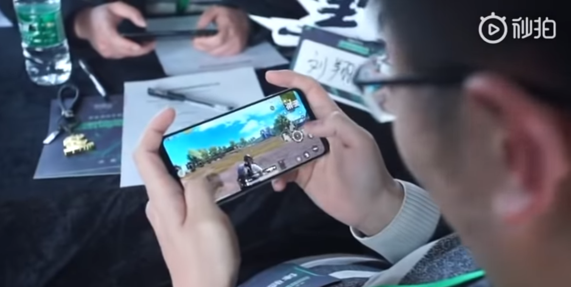 Black Shark 2 xuất hiện trên tay các game thủ trong một sự kiện về game mobile