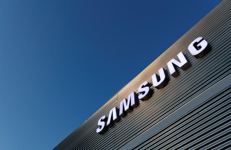 Thế chỗ LG, Samsung trở thành nhà cung cấp màn hình cho Huawei P30 Pro