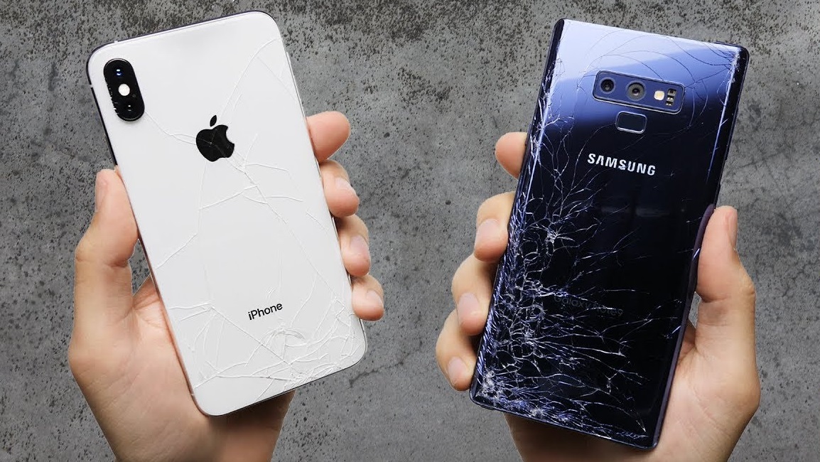 iPhone XS Max và Galaxy S10+ tiếp tục được thả rơi và cái kết không quá bất ngờ