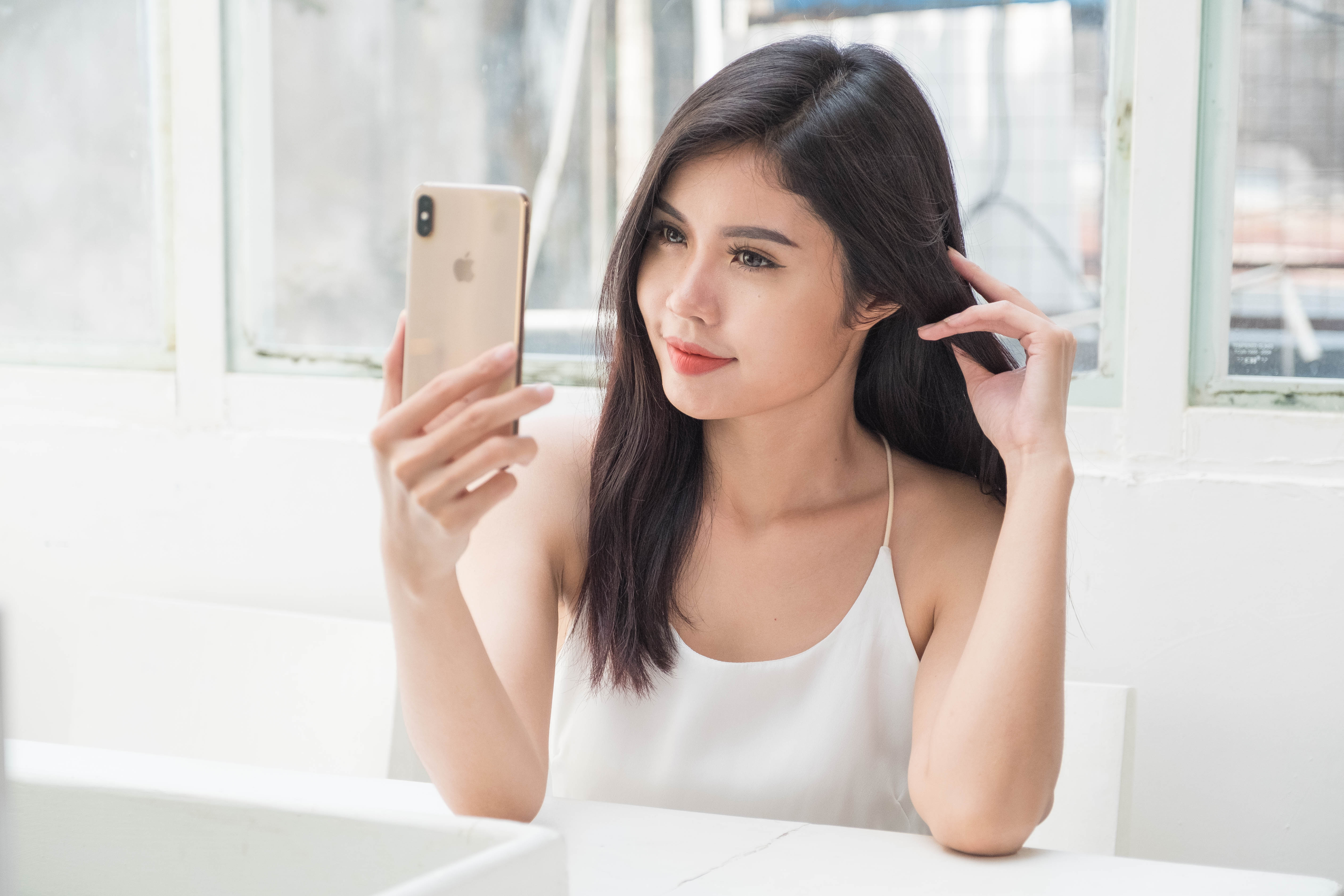 Tin được không? Smartphone không lên nguồn vẫn được cửa hàng này thu cũ đổi mới iPhone chính hãng