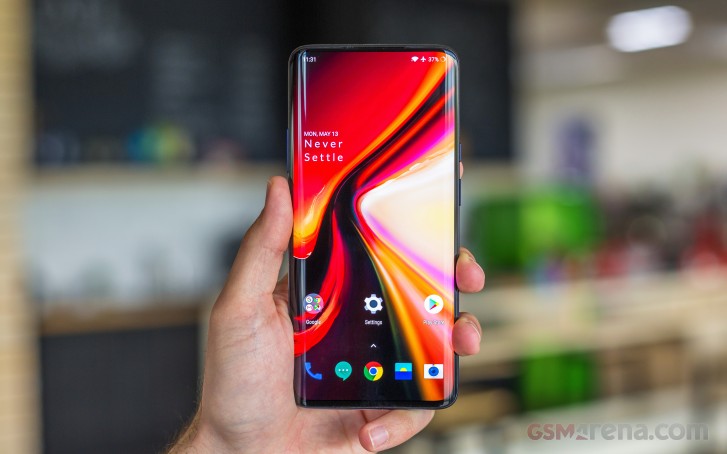 Vừa mới ra mắt, OnePlus 7 Pro đã dính lỗi cảm ứng