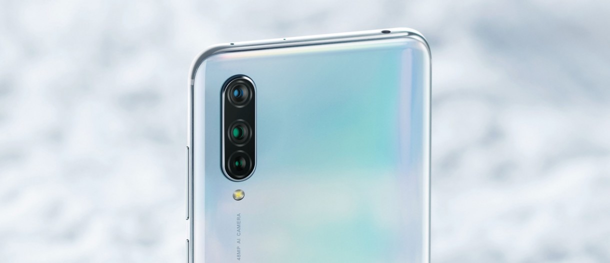 Xiaomi Mi CC9 Meitu Edition lần đầu lộ ảnh thực tế trước ngày ra mắt