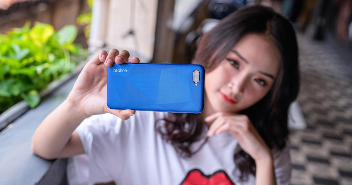 Realme C2 màn hình giọt nước, pin 4,000 mAh chính thức lên kệ CellphoneS, giá chỉ từ 2.6 triệu