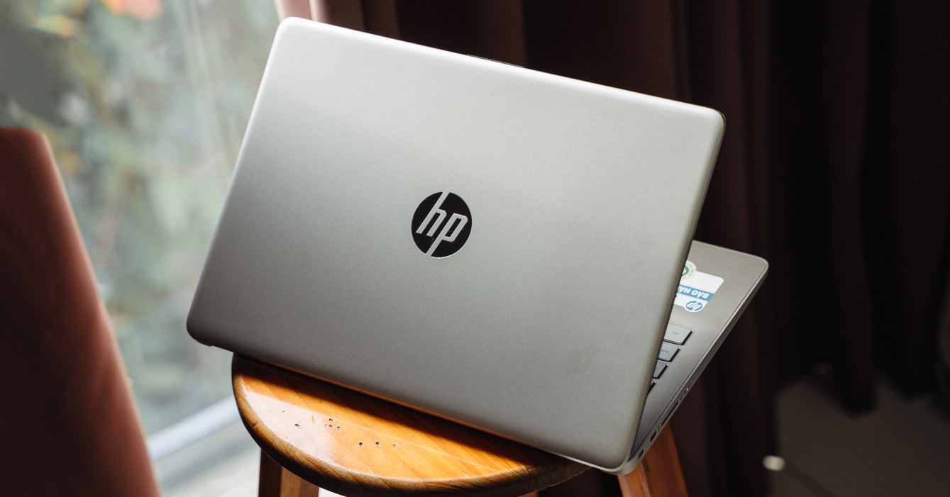 Trên tay laptop HP 14s-cf1040TU: Core i thế hệ 8 i5-8265, màn hình HD, 1TB bộ nhớ, giá chưa tới 15 triệu