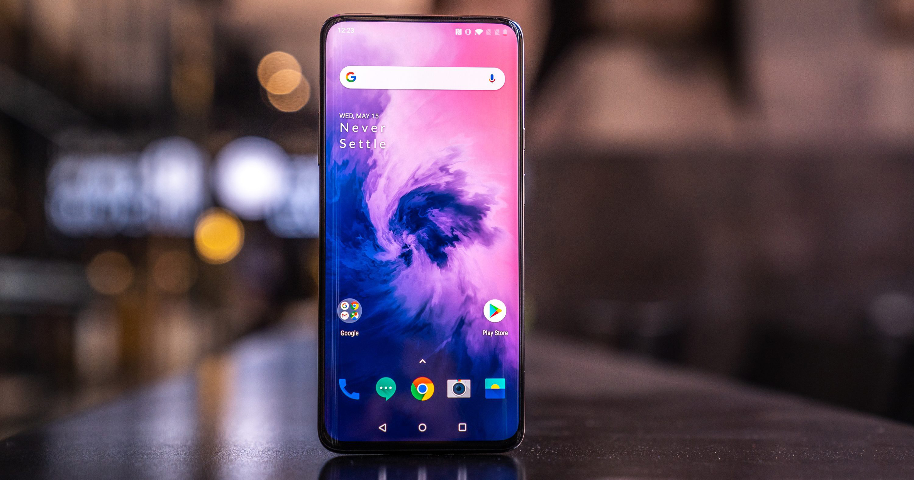 Vượt Samsung và Apple, OnePlus dẫn đầu thị trường điện thoại thông minh cao cấp Ấn Độ trong quý 2/2019