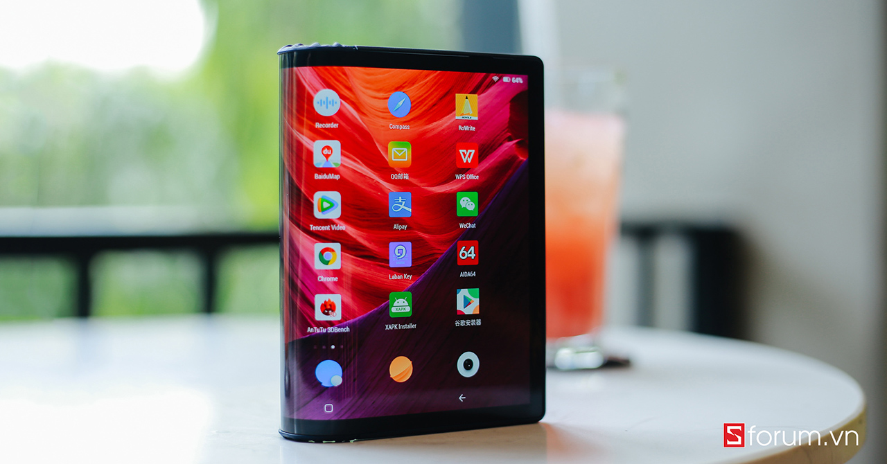 Trên tay Royole FlexPai tại VN: Smartphone màn hình gập đầu tiên với giá rẻ "chỉ" 30 triệu đồng