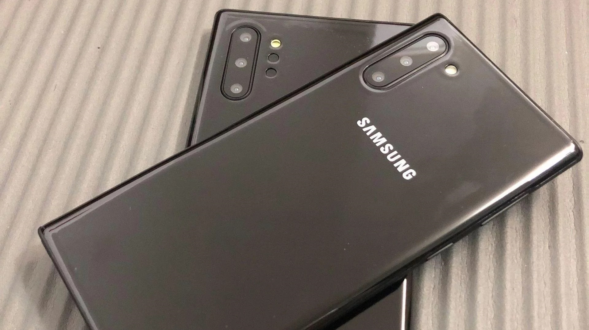 Galaxy Note 10 series xuất hiện thêm nhiều ảnh thực tế với hàng loạt thay đổi thú vị