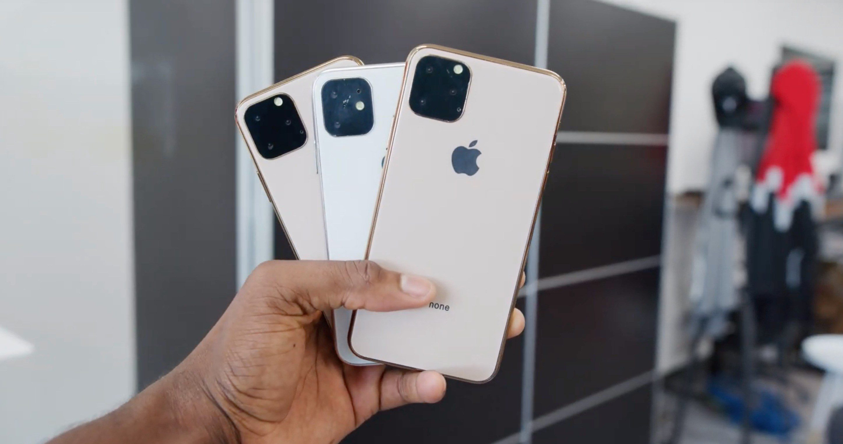 Mời bạn xem video trên tay bộ ba mô hình iPhone 11 với thiết kế đầy ấn tượng, nhìn là yêu ngay!!!