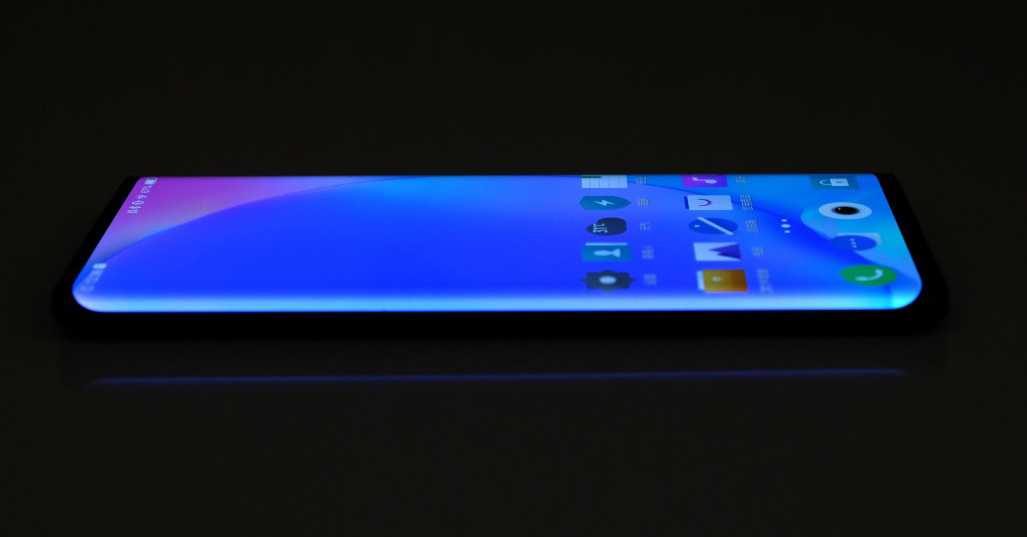 Vivo NEX 3 lộ ảnh thực tế với màn hình "thác nước", mặt kính cong gần 90 độ