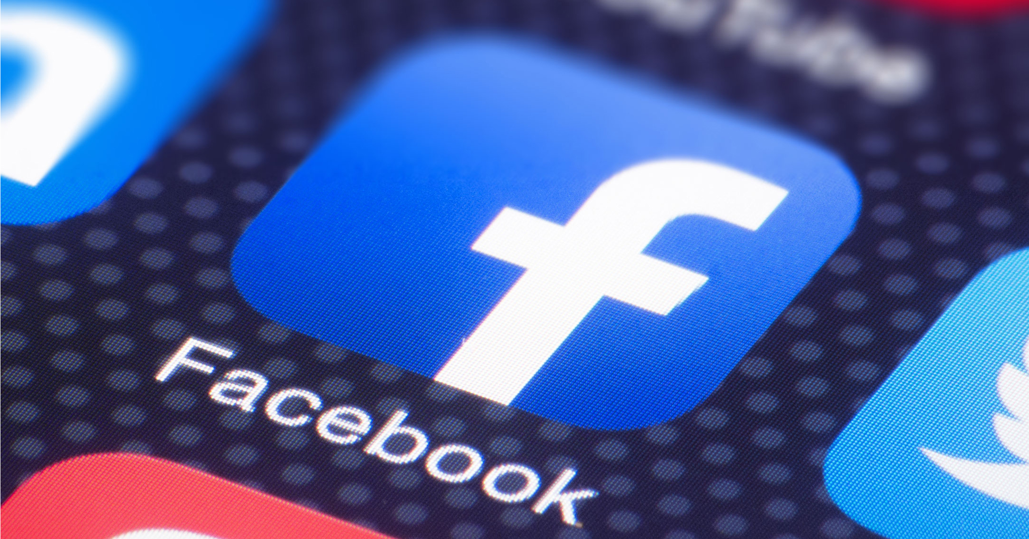 Facebook bí mật chuyển các cuộc gọi và đoạn chat âm thanh thành văn bản mà không xin phép người dùng
