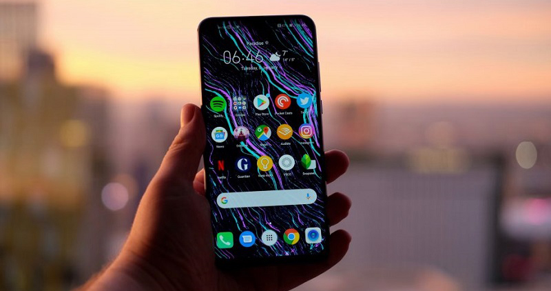 Honor V30 5G lần đầu lộ ảnh thực tế, giống hệt S10+ nhưng nốt ruồi nằm bên trái