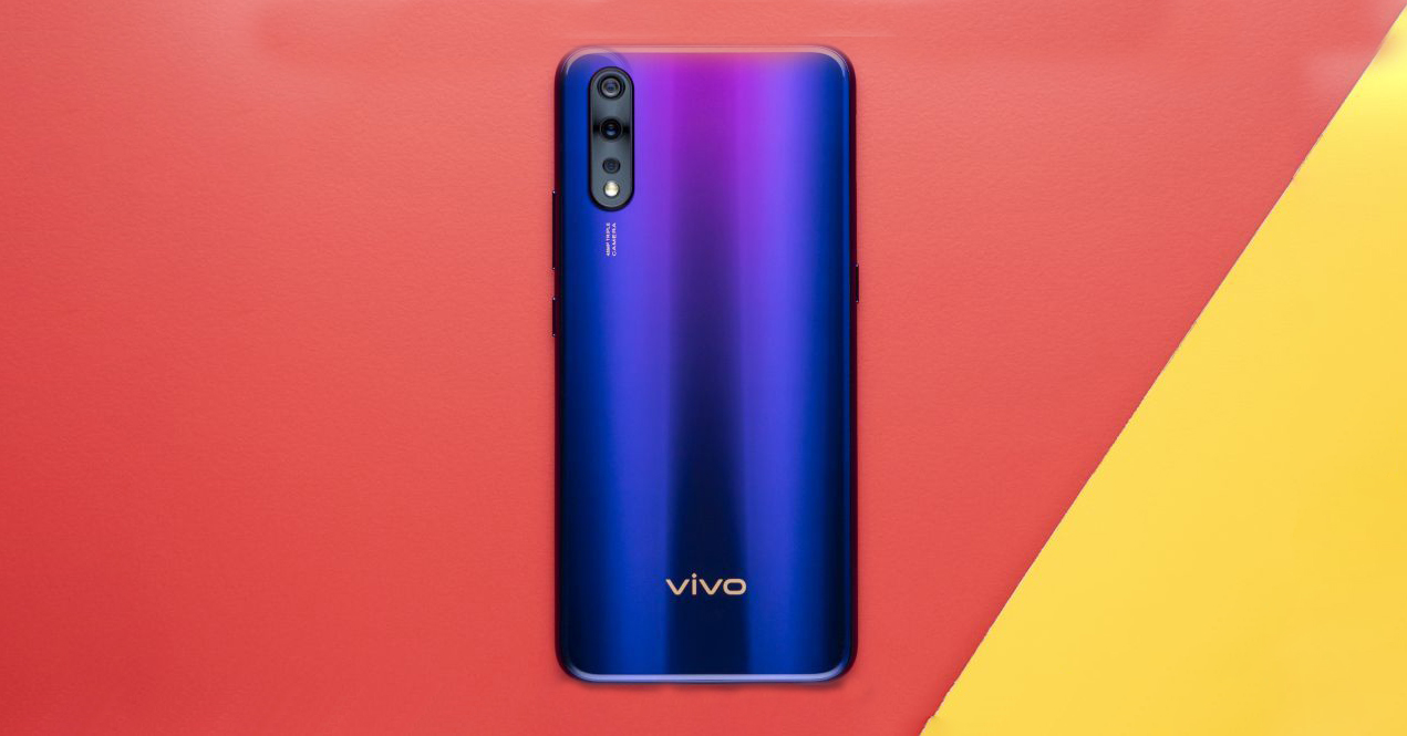 Vivo Z1x ra mắt: Màn hình giọt nước, Snapdragon 712, 3 camera sau 48MP, giá chỉ từ 5.5 triệu