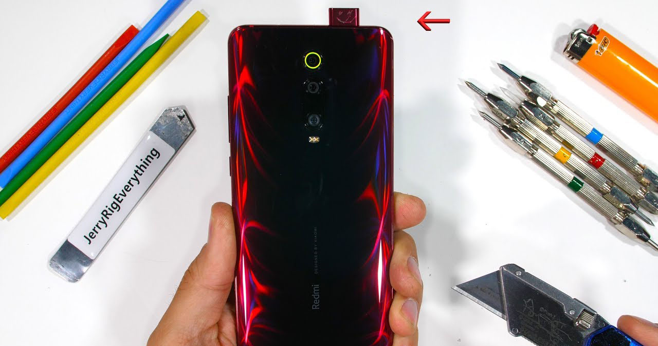 Thử tra tấn Redmi K20 Pro bằng dao rọc giấy, hơ lửa và bẻ cong với cái kết bất ngờ
