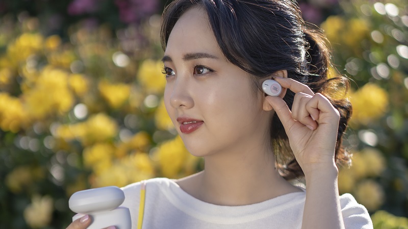 Đặt trước tai nghe JBL Tune 120TWS giá 2.39 triệu, nhận quà tặng lên tới 2 triệu đồng