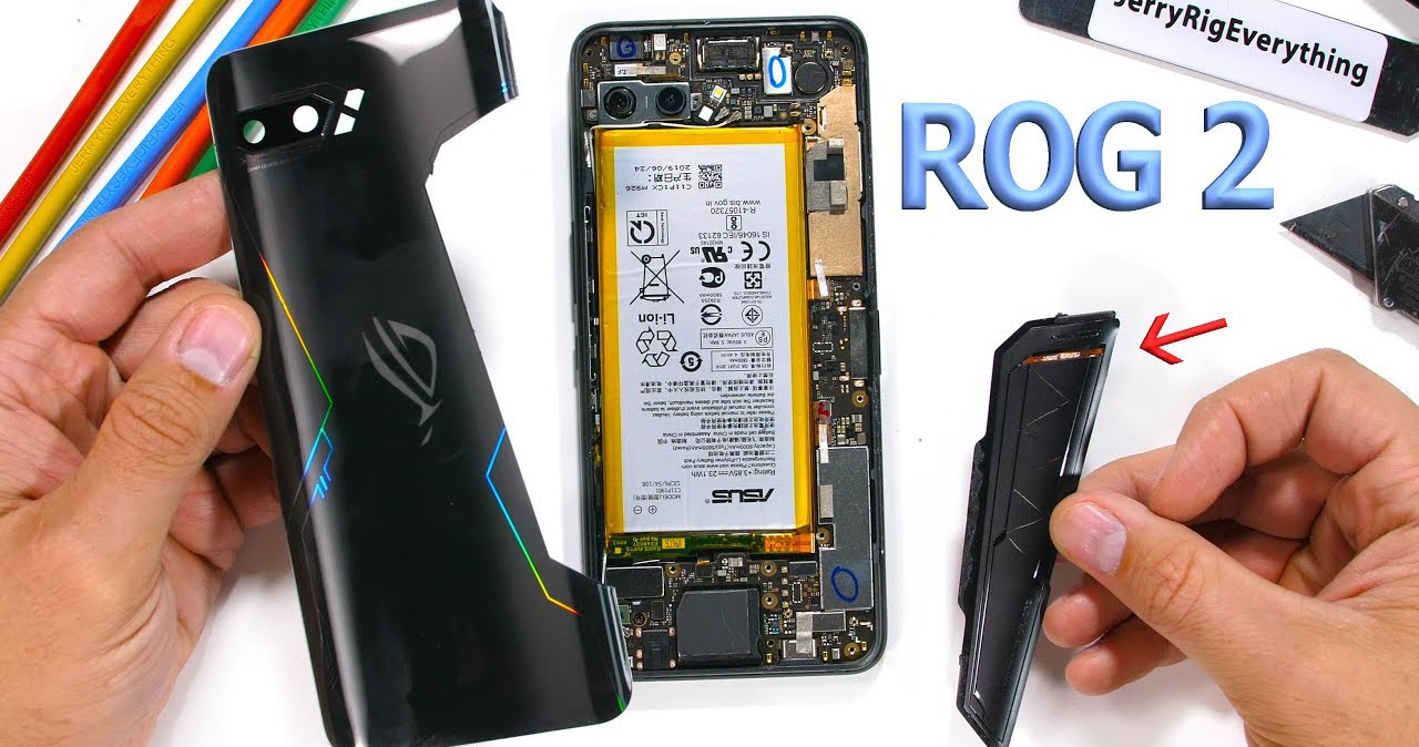 Video “mổ bụng” cho thấy khe tản nhiệt phía sau của ROG Phone 2 chỉ để làm màu?