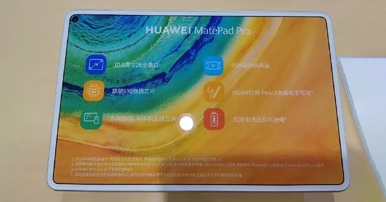 Huawei MatePad Pro lộ ảnh thực tế: Màn hình đục lỗ, viền mỏng, hỗ trợ sạc không dây ngược