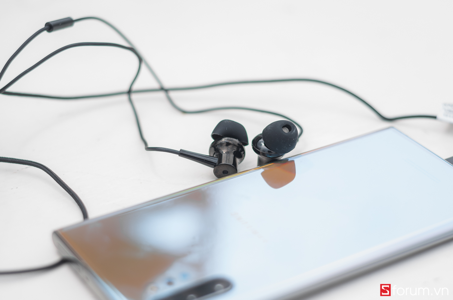 Vì sao nói Xiaomi Mi ANC là tai nghe chống ồn chủ động đáng lựa chọn nhất tầm giá 590,000đ Vì sao nói Xiaomi Mi ANC là tai nghe chống ồn chủ động đáng lựa chọn nhất tầm giá 590,000đ