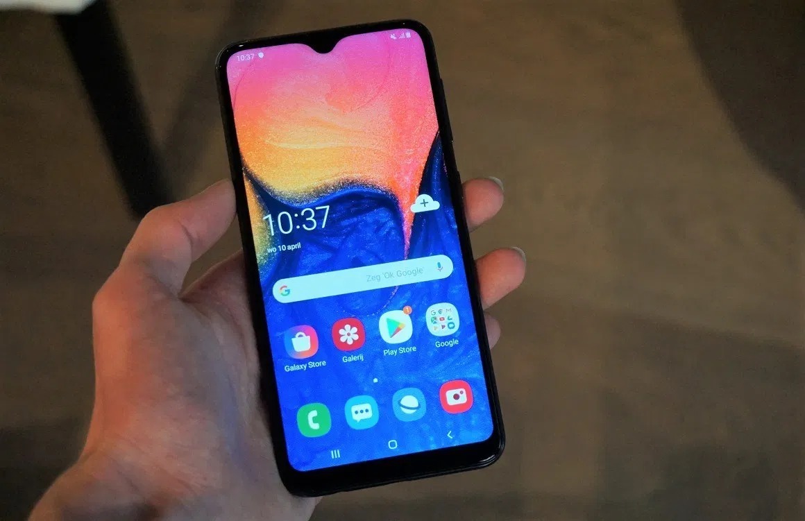 Samsung lặng lẽ ra mắt Galaxy A01, giá rẻ nhưng bộ nhớ RAM lên tới 8GB Samsung lặng lẽ ra mắt Galaxy A01, giá rẻ nhưng bộ nhớ RAM lên tới 8GB