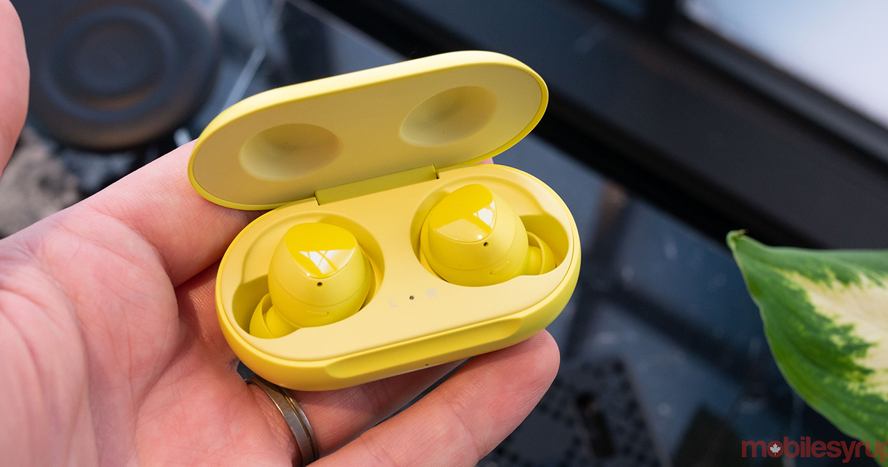 Samsung Galaxy Buds+ cần những tính năng gì để có thể cạnh tranh với Apple AirPods Pro?