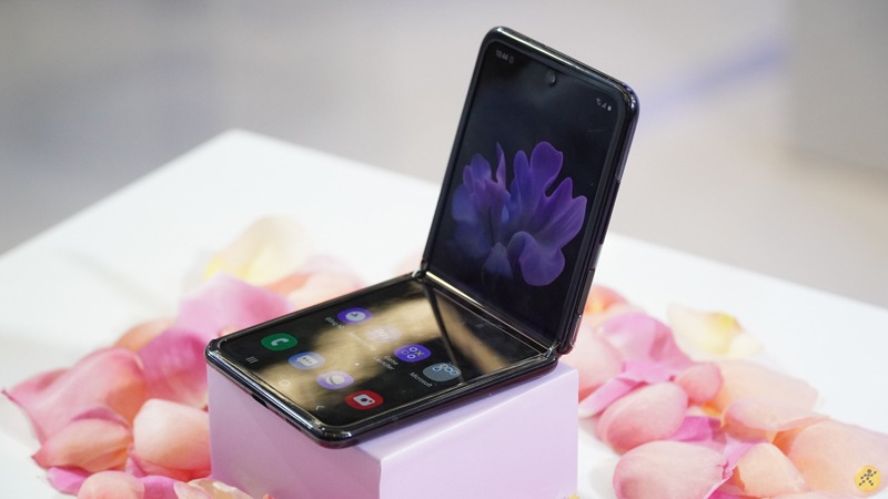 Samsung Galaxy Z Flip tiếp tục cháy hàng trong đợt mở bán thứ 2 tại Trung Quốc