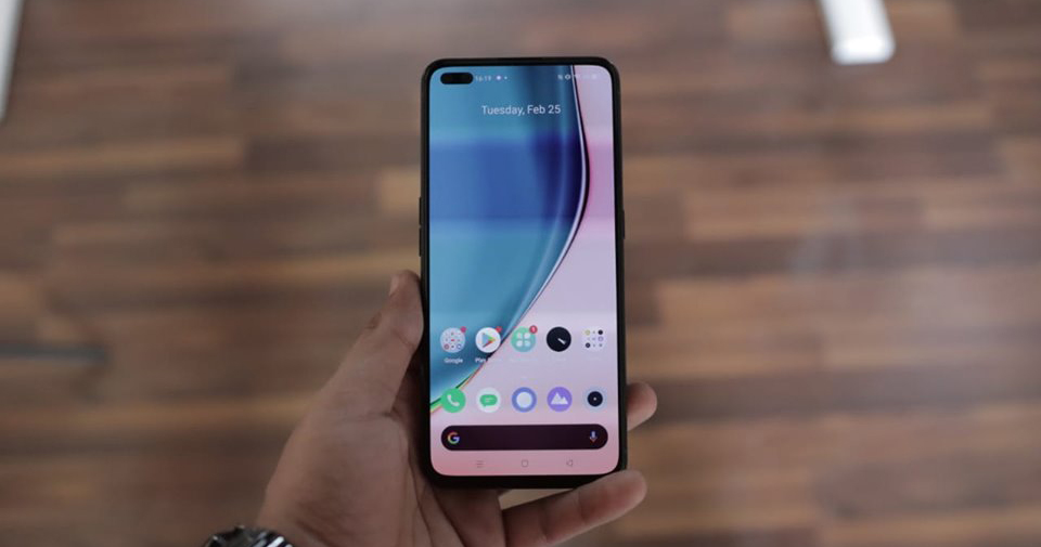 Realme sẽ tiết lộ ngày ra mắt smartphone Realme X3 vào hôm nay
