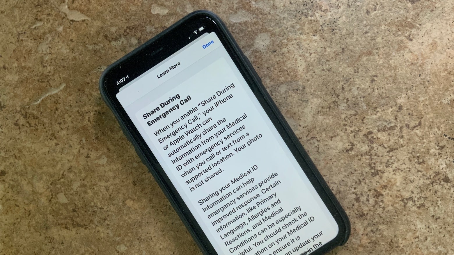 iOS 13.5 beta 4 hỗ trợ chia sẻ thông tin y tế tngay trên màn hình khóa