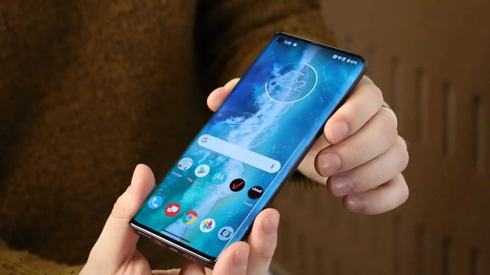 LG Q92 với chip Snapdragon 765 5G được phát hiện trên Google Play Console