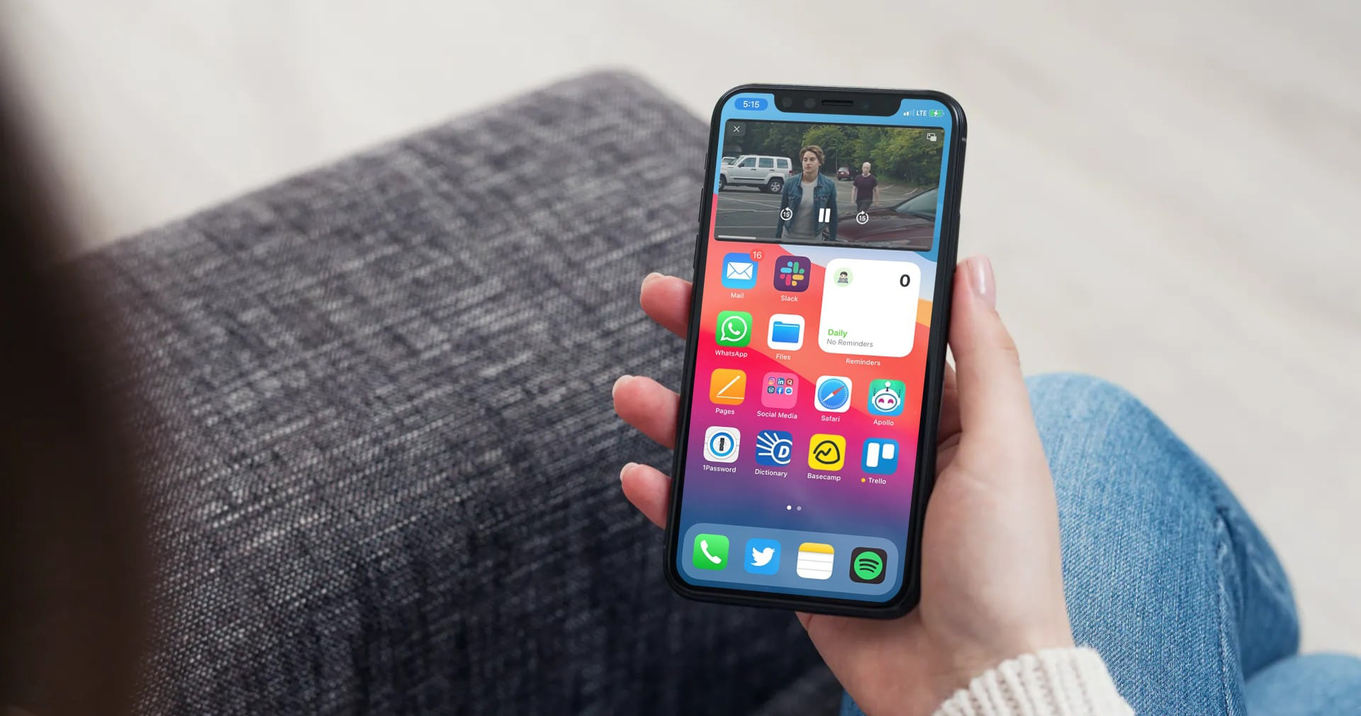Khi nào Apple sẽ phát hành bản cập nhật iOS 13.6 chính thức cho người dùng?