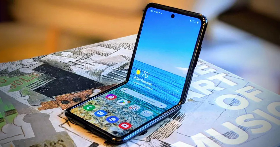 Samsung đang phát triển smartphone màn hình gập giá rẻ, tương tự Galaxy ...