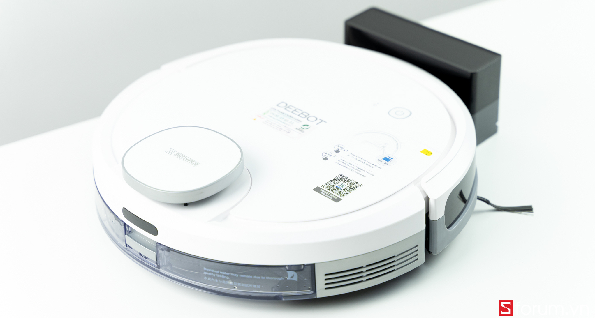 Trên tay robot hút bụi Ecovacs Deebot Ozmo 900: Thiết bị thông minh cần có cho gia đình