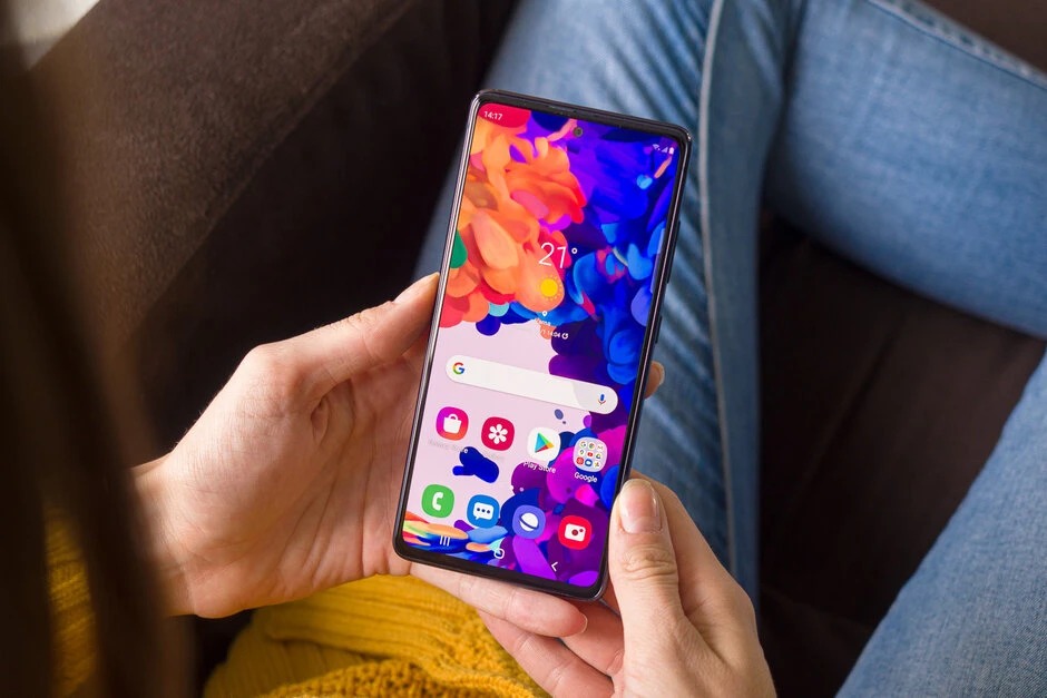 Galaxy S20 FE bị người dùng than phiền vì lỗi cảm ứng, có thể là do phần mềm