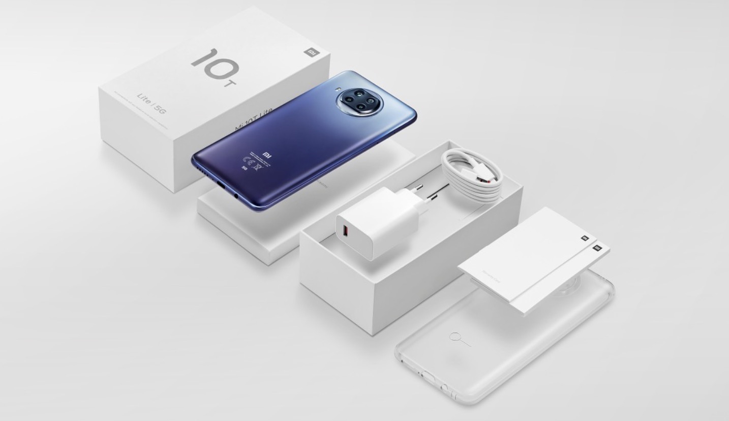 Xiaomi cam kết giảm thiểu 60% nhựa trong bao bì sản phẩm, nhưng vẫn tặng kèm củ sạc và ốp lưng silicon