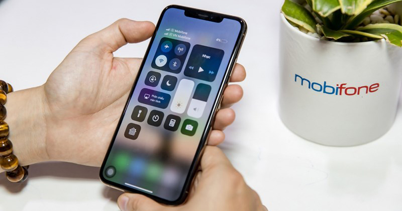 Người dùng MobiFone đã có thể tự đổi eSIM tại nhà với chi phí 25,000đ