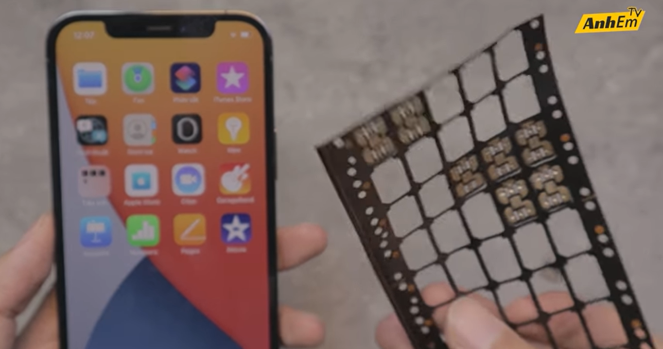 [Video] Thử lắp SIM ghép cho iPhone 12 Pro Lock và cái kết "đắng lòng"
