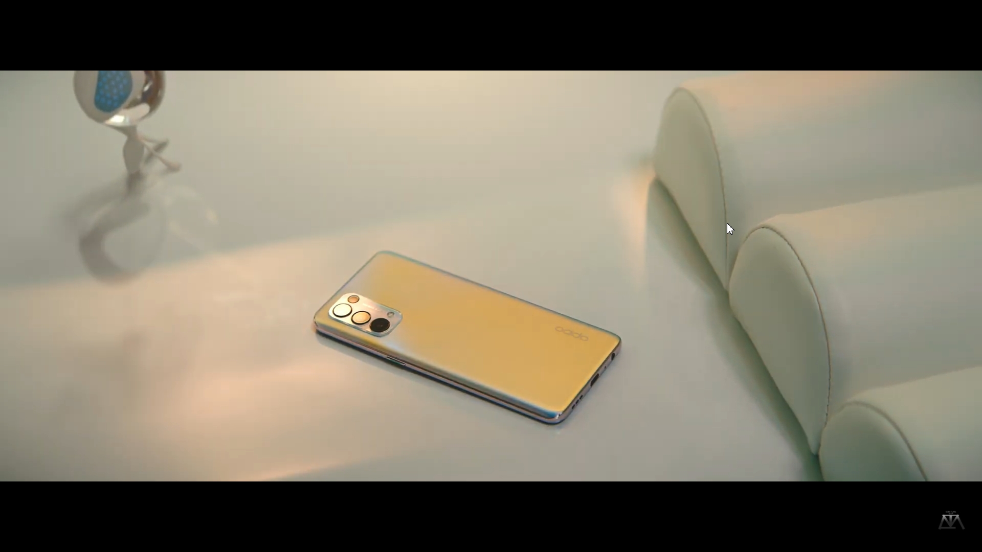 OPPO Reno5 xuất hiện trong MV mới của Sơn Tùng MTP, sẽ ra mắt trong tháng 12?