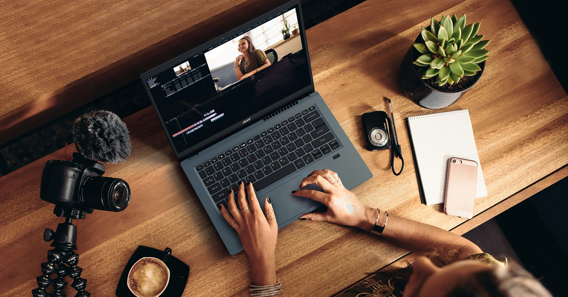 3 mẫu laptop mỏng nhẹ, card đồ họa mạnh mẽ, tầm giá từ 20 đến 22 triệu
